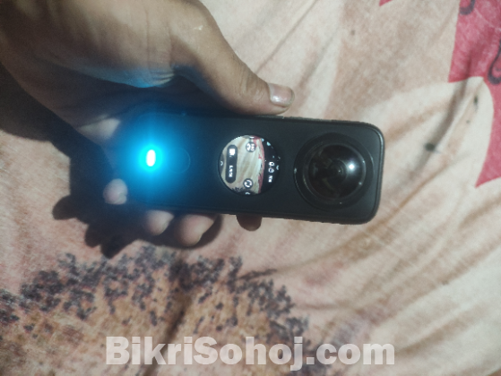 Insta360 One X2